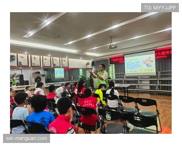 法甲俱乐部社区活动频现，球员参与青少年培训倡导体育精神